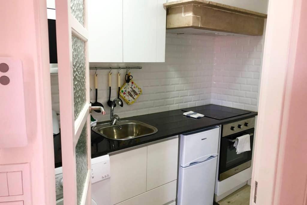 32 3 - Lisbon City Life Private Apartment, Bairro Alto Екстер'єр фото