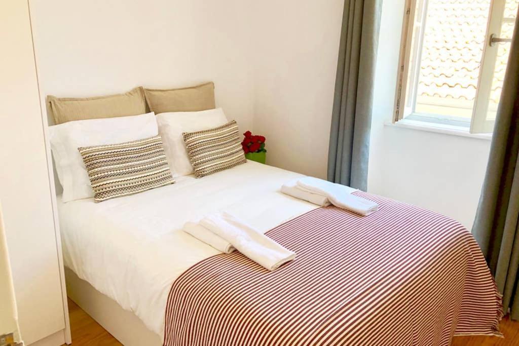 32 3 - Lisbon City Life Private Apartment, Bairro Alto Екстер'єр фото